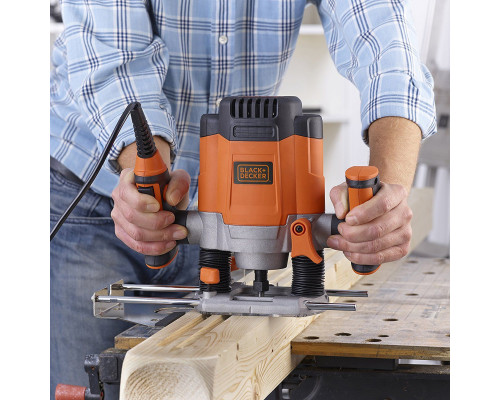 Black&Decker 1200W (KW1200EKA)